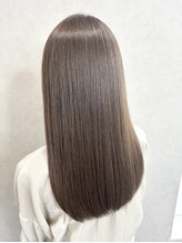 LYZY独自(２)『 髪質改善・ダメージケアカラー 』- カラーしたのにツヤツヤになる！？特殊カラー -