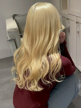 ベレーザ 渋谷(BELEZA) 16702金髪抜きっぱなしブロンドハッシュカットワンホンヘア