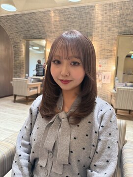 トリコ 梅田茶屋町店(trico) ラベンダーグレージュ × レイヤーカット