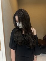 エン(en.)&nbsp;暗髪透明感カラー×レイヤーカット