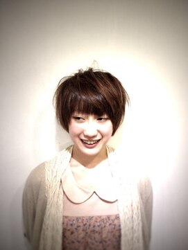 プランクスター(prankster) [prankster]厚めバングのショートスタイル