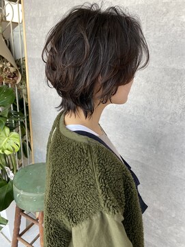 イット(it.) 【it.】360°マッシュウルフショート