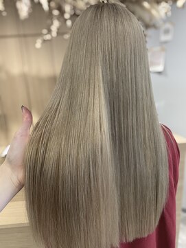 アヴァンス 京橋店(AVANCE) ホワイトベージュ