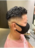 スキンフェード×パーマスタイル