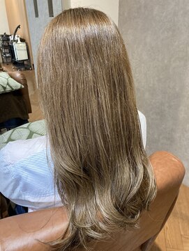 リアン(Lien) 透明感カラー