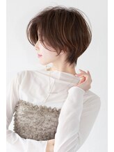 【Ideal】の可愛いショート・ボブの似合わせポイント【骨格の見極め】その１