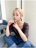 シースルーバングのコンパクトショート