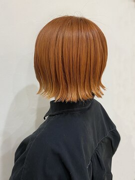 アイビー(ivy) オレンジカラー＊ぱつっとボブ外ハネミニボブ20代30代40代