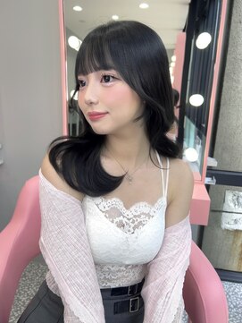 ボタン シブヤ(VOTAN SHIBUYA) アッシュ/グレージュ/韓国ヘア/渋谷/レイヤー/顔まわり