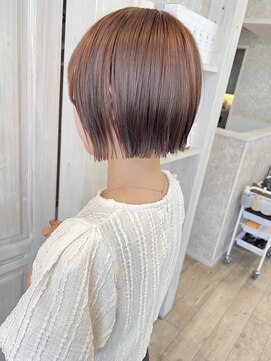 キャアリー(Caary) 福山市Caaryお洒落ミニボブブリーチピンクベージュ10代20代30代