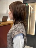 ミディアムレイヤー 顔周りカット ブラウンベージュ 30代