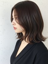 シア(XIA)&nbsp;くびれミディ/外ハネ/かきあげバング/艶髪/ココアブラウン/金山