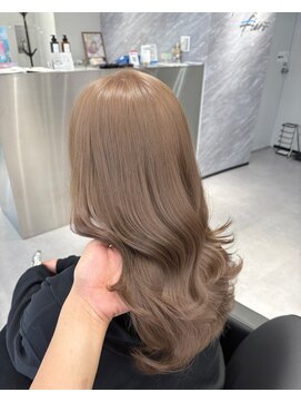 アルドーレフィエロ シンサイバシ(Ardore fiero shinsaibashi) ブリーチなしでできるヘーゼルベージュ♪10代20代30代