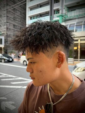 ダムディートウキョウ 北千住店(DAMDEE TOKYO) ツイストパーマ