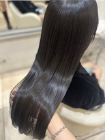 ザックラフィネ(ZACC raffine)&nbsp;美髪／ブルーカラー／縮毛矯正/艶カラー/前髪カット／小顔