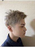 ハイトーングレージュ立体ショート