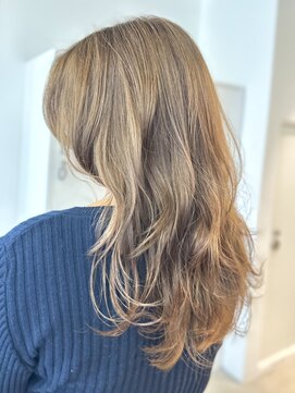 ロジェ(loje) 20代30代40代 ミルクティーブロンドベージュ/レイヤーカット