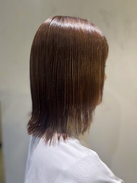 サンカリ 真法院店(SANKARI) 【外ハネ×艶カラーで大人可愛く】