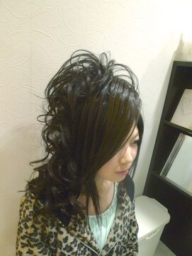 ヘアセットサロンエッジ(Edge) 特盛りチラシサイドアップ