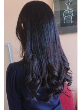 ウエストウッド(Westwood) 巻き髪ロング