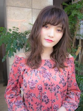 ルティア(Lutia) アッシュブラウン セミウェットウェーブ