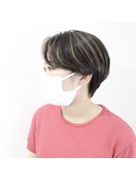 デコヘアーフラッペ(DECO HAIR frappe) ハイライトカラー ショートカット ベージュ