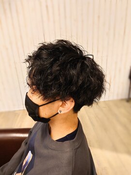 アンプリュス リアン(1+ Unplus lien) メンズツイストスパイラルパーマ/亀戸/パーマでオトコの余裕