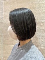 ビュートリアム265(BEAUTRIUM 265)&nbsp;ボブ/ぱつっとボブ/黒髪ストレート/前下がりボブ/20代30代40代