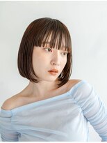 ココ 鷹匠(COCO) 艶髪、大人のワンレングスボブ