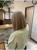 ブリーチ有のベージュカラー