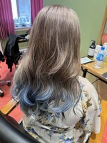 エマ(emma) 韓国巻き×グラデーション×ベージュ×ブルー