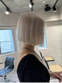 【藤沢】ホワイトブロンドボブ/ホワイトベージュカラー/ブリーチ