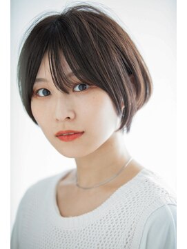 ウォークヘアーリリィ(Walk hair lily) 小顔ショート×エモージュカラー