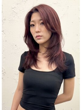 ヘアサロン エフ 渋谷(F) #レイヤーカット #ワインレッド #チェリーレッド