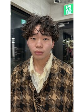 ナル(nalu.) スパイラルパーマ/ツイスパ/波巻きパーマ