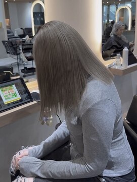 salon de MiLK 札幌大通店【サロン ド ミルク】 ブリーチレイヤーカット髪質改善トリートメント 【札幌大通】