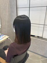 フレーム スクエア 梅雨明けでも縮毛矯正で朝ラクに!