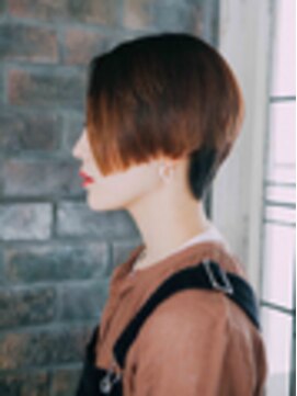 アラワラブルー(arrawarra blue) アシメショート/20代/30代/40代/50代/倉敷/白楽町