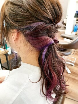 ノーブル ループ(Noble loop) 2色使いの最旬インナーカラー☆超簡単１つ縛りアレンジ♪