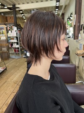 ウルフカット 丸みショート 代30代40代 岩田 L シャンプーボーイフラップ Shampoo Boy Flap のヘアカタログ ホットペッパービューティー