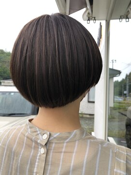 オルオル(OluOlu) 大人ショート〔八戸美容室・田向美容室〕