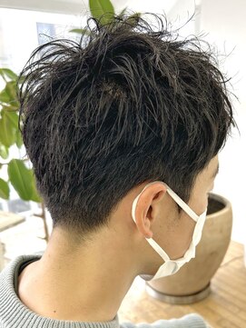 ヘッズ 本八幡店(HEADS) MEN'S HAIR センターパート ツイストスパイラル コンマヘア