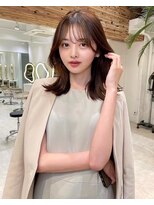 トイ(TOI)&nbsp;ベージュブラウン/ミディアムフェイスレイヤー/シースルーバング