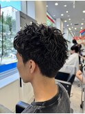 黒髪スパイキーショートアップメンズ