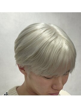 フリーラ 横浜(freera) ホワイトカラー