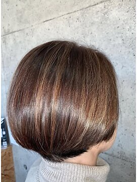 アーフ(ARF) 細めハイライトで白髪ぼかし