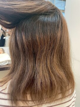 髪質改善/顔周りレイヤーカット/グレージュ[千葉/千葉駅]