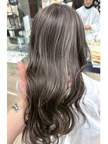 アース 大分セントポルタ店(HAIR&MAKE EARTH)&nbsp;大人のための品よく映えるハイライト