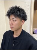 黒髪でも決まる！ハードな質感【ツーブロックツイストパーマ】