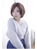 流しバングの柔らかボブ